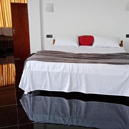 Air Vision 98 Hotel Katunayaka Kültér fotó