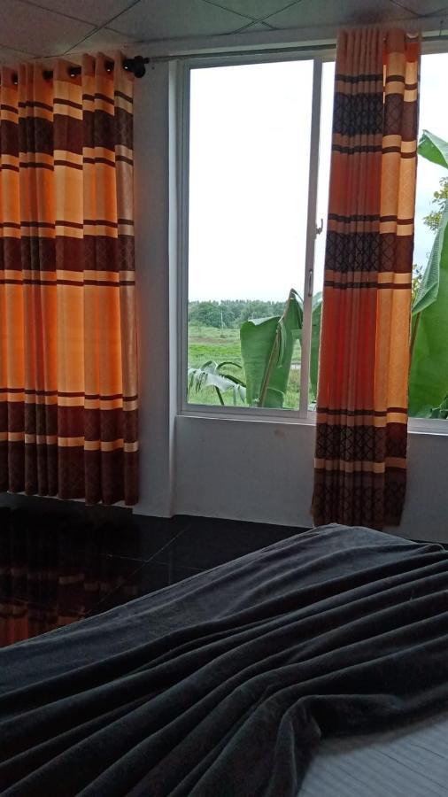 Air Vision 98 Hotel Katunayaka Kültér fotó