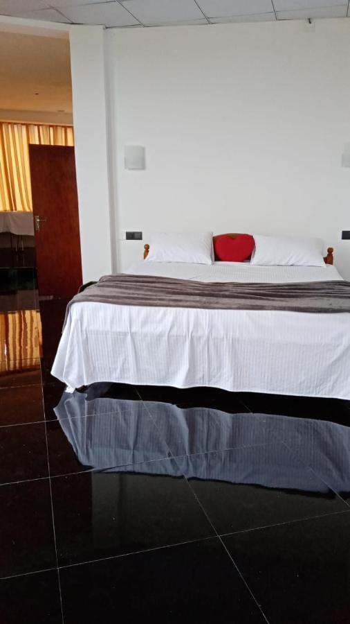 Air Vision 98 Hotel Katunayaka Kültér fotó